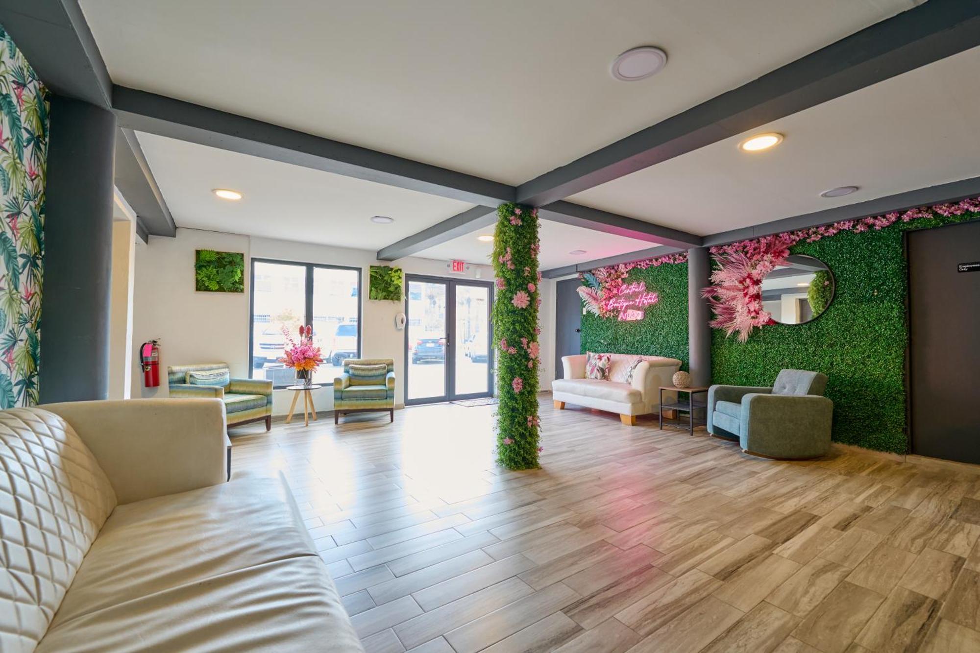 Central Boutique Hotel Oranjestad Ngoại thất bức ảnh
