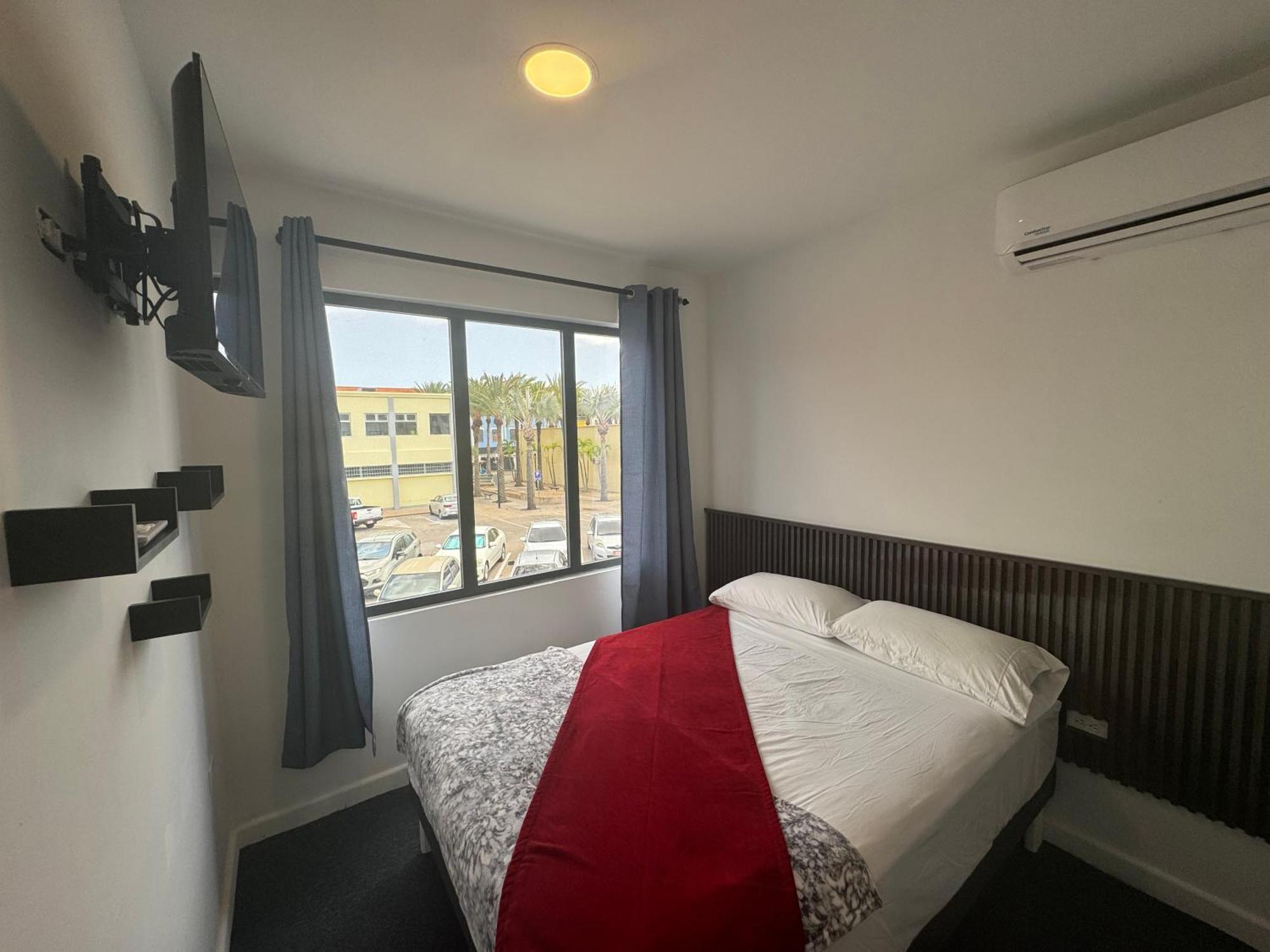 Central Boutique Hotel Oranjestad Ngoại thất bức ảnh