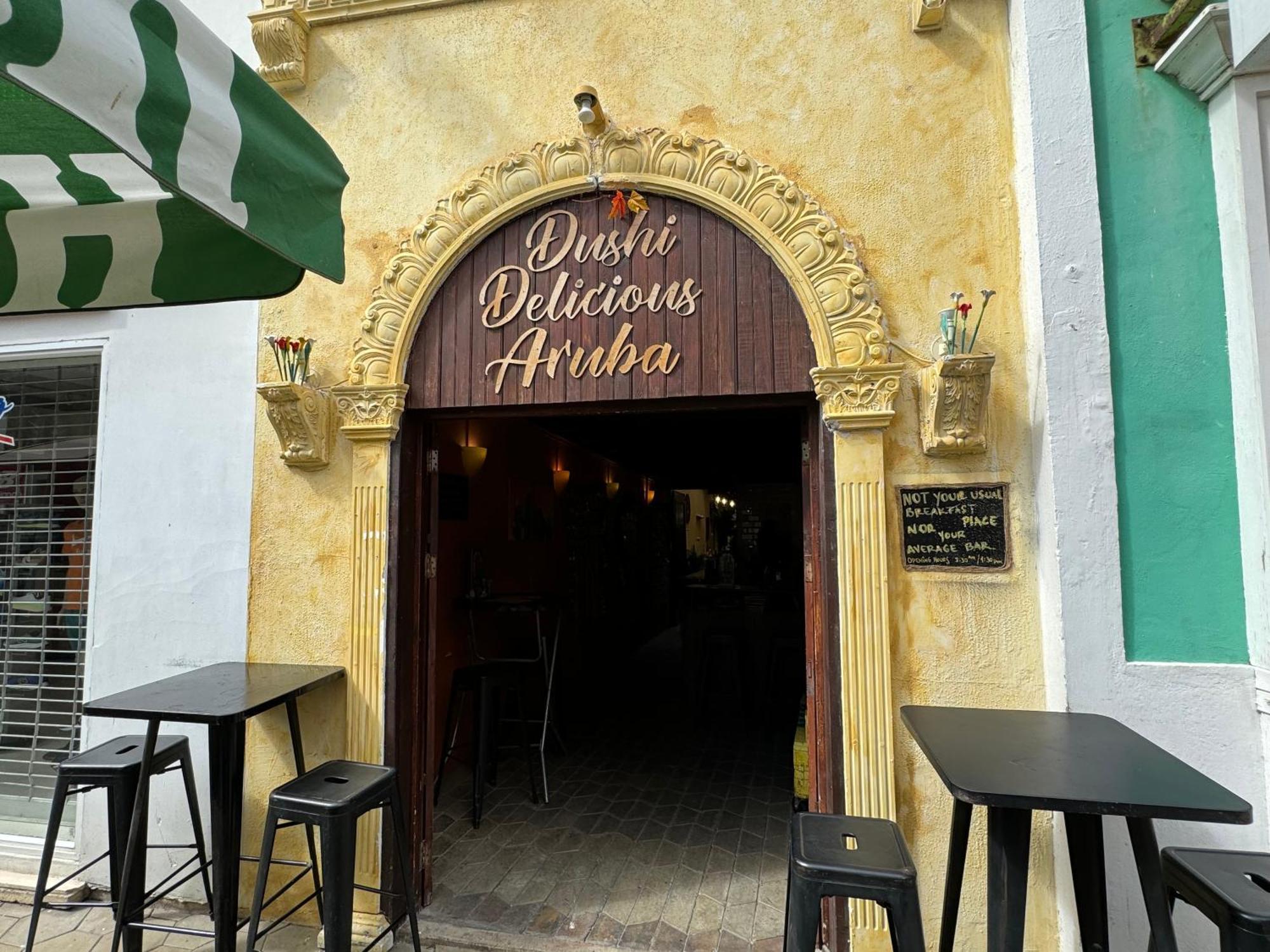 Central Boutique Hotel Oranjestad Ngoại thất bức ảnh