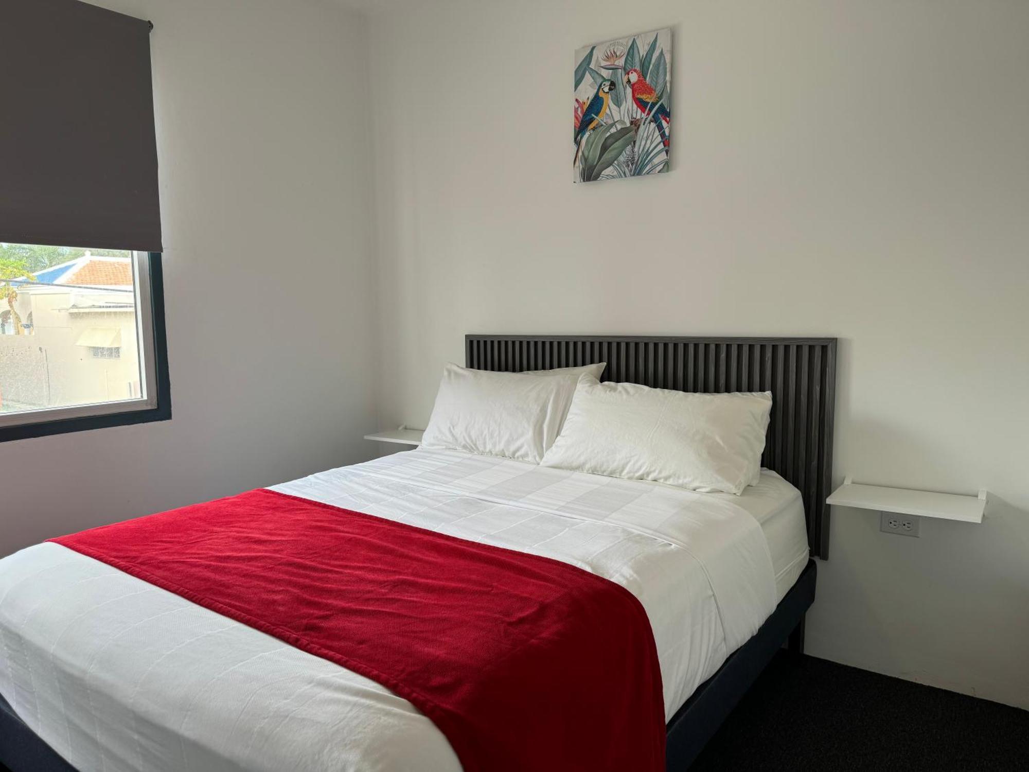 Central Boutique Hotel Oranjestad Ngoại thất bức ảnh